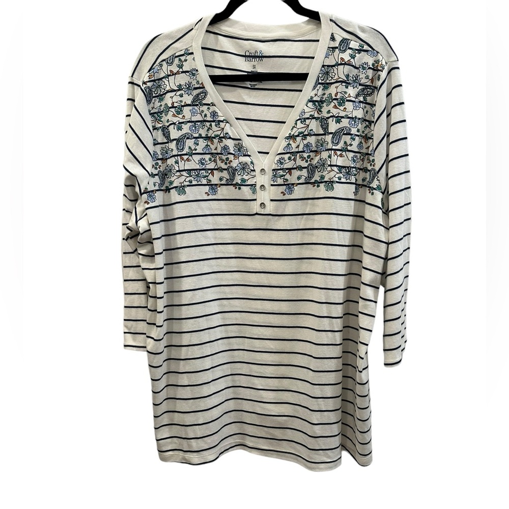 Croft & barrow plus size floral striped partial button blouse size 3X EUC